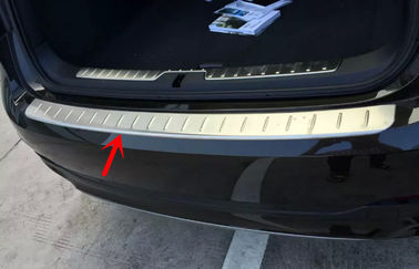 China Der neuer X6 E71 Edelstahl-äußere Hintertür-Schwellen-hinteren Stoßstange BMWs Verschleiss-Platte 2015 fournisseur