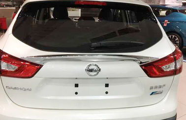 China Rückfenster-Trim-Teile für Nissan Qashqai 2015 2016 3D-Kohlenstofffaser und Chrome fournisseur
