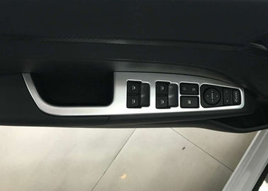 China Chromierten Selbstinnenordnungs-Teile 2016 Hyundai Elantras Avante Fenster-Schalter-Formteil fournisseur