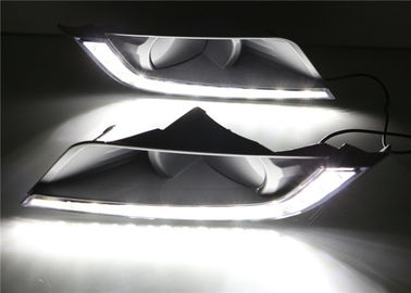 China Tagespositionslampen des Nebelscheinwerfer-Rahmen-LED passten Ford-Förster T7 2015 Autoteile fournisseur