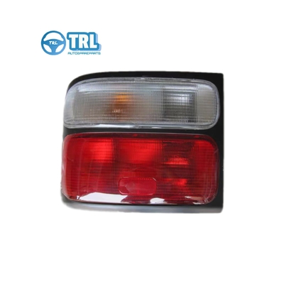 Ein guter Preis. Teilnummer 8156036330 Toyota Achterbahn Front-Hinterleuchte Gehäuse Kunststoff 8155436260 Online
