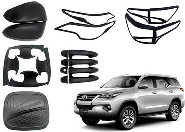 Ein guter Preis. TOYOTA Fortuner 2016 2018 Ersatzteile für die Karosserie Schwarz und Chrome Farbe Online
